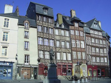 Place-Champs-Jacquet-hotel-hisseo